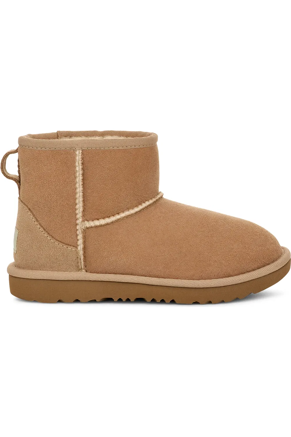 Детские ботинки короткие водонепроницаемые Classic Mini II UGG, Sand — фото 4