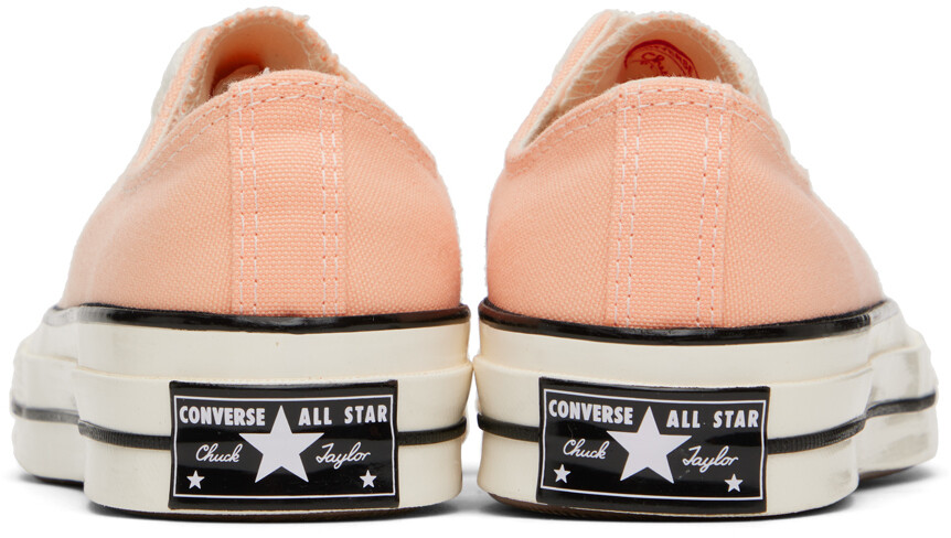 Розовые кроссовки Converse Chuck 70 — фото 2