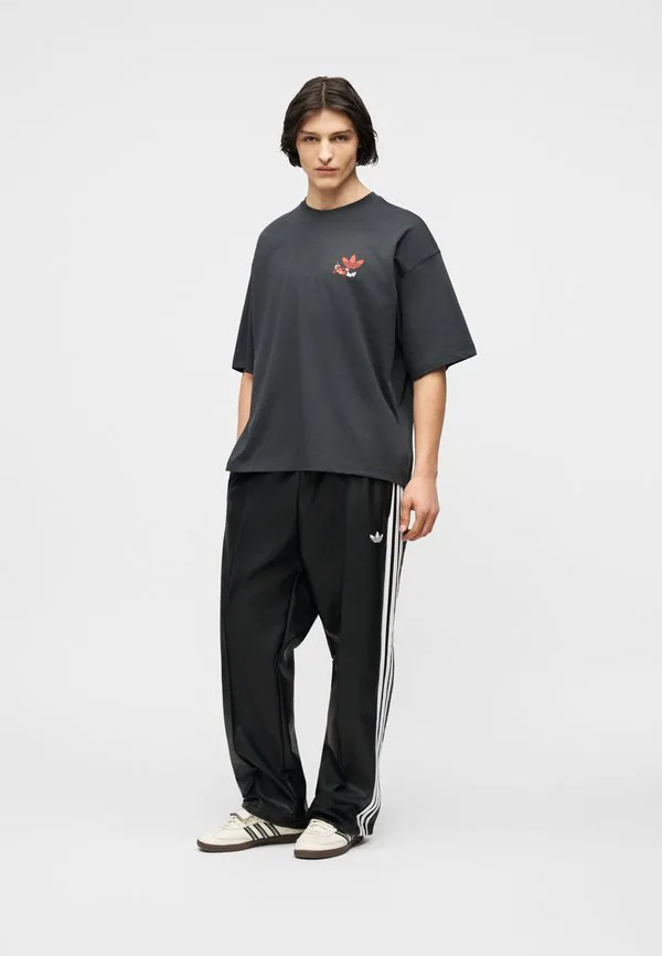 Новая футболка унисекс с принтом "чили" Adidas Originals, Carbon