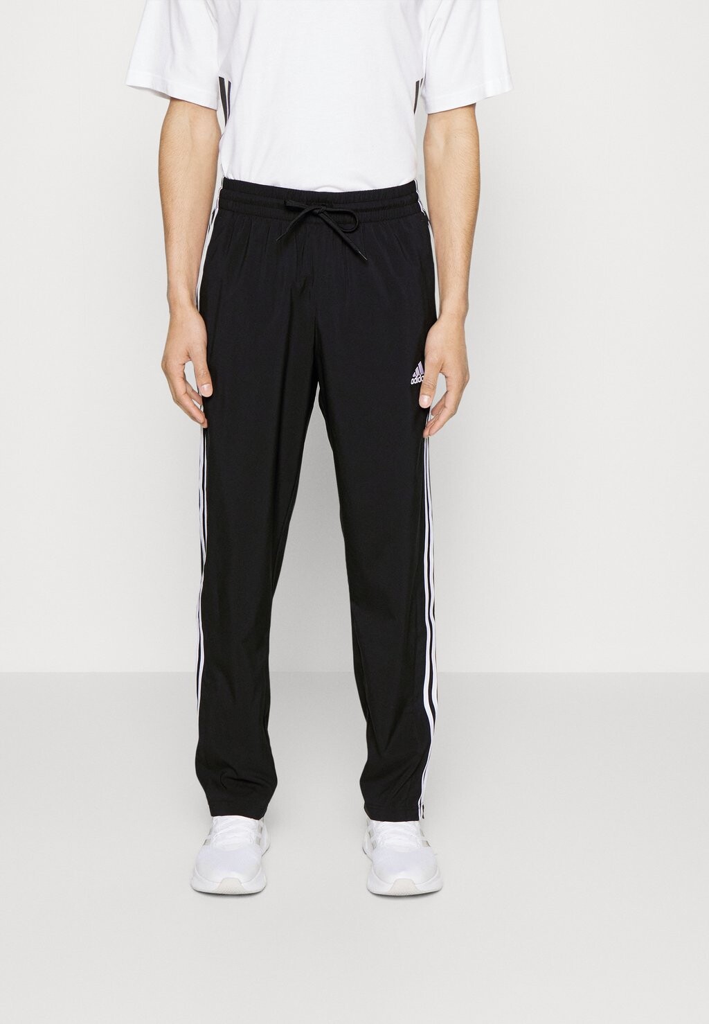 

Спортивные брюки Adidas, цвет Black