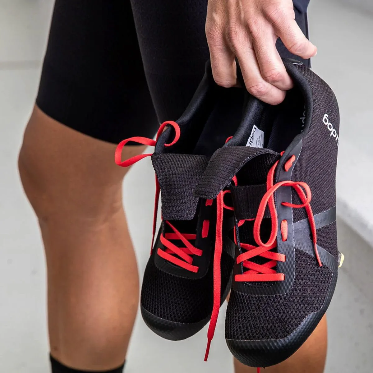 UDog CIMA Lightweight Road Cycling Shoes - ультражесткие углеродные кроссовки для скалолазания, 3-болтовые SPD-SL совместимые, дышащие гоночные кроссовки, черный — фото 3