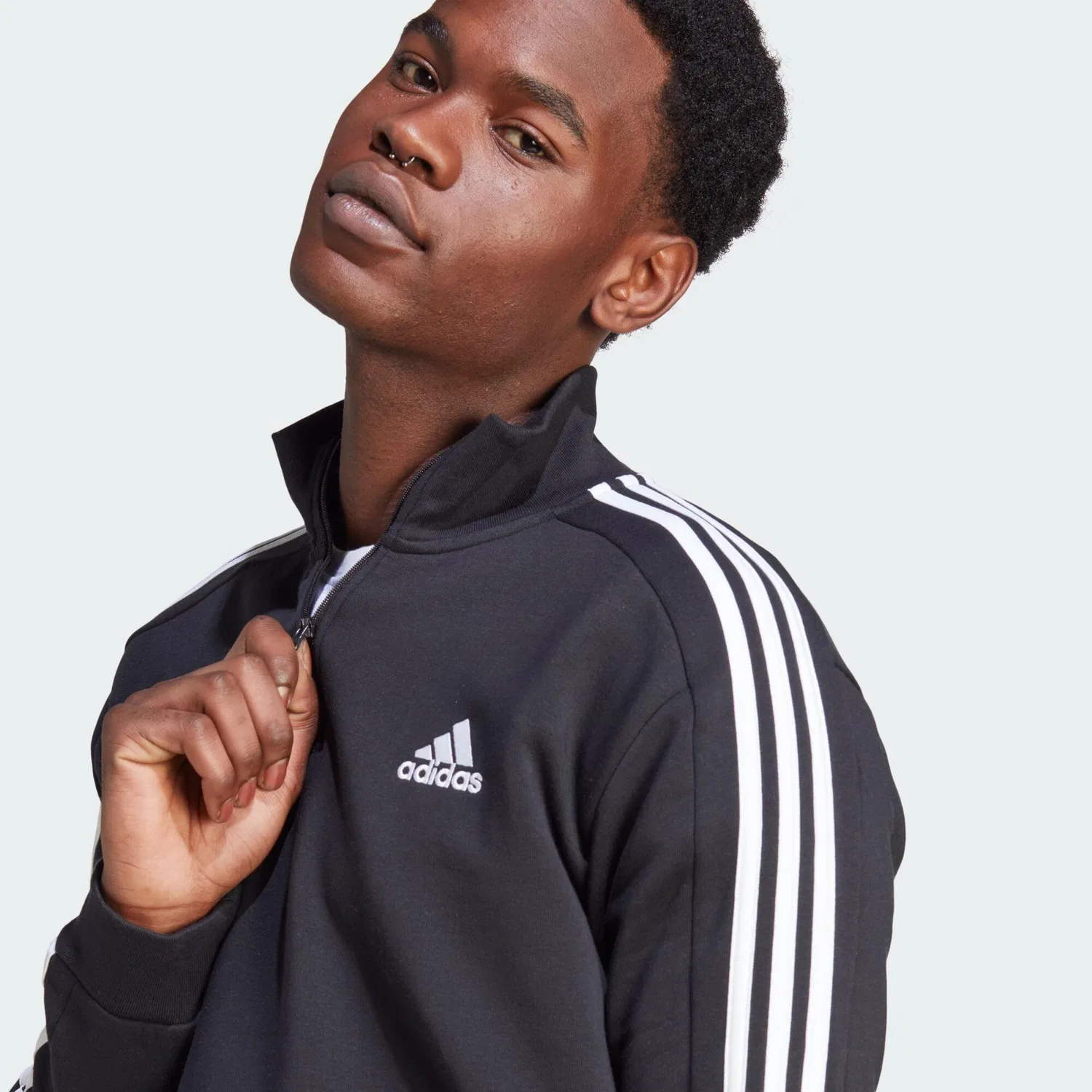 Мужской свитшот с длинным рукавом Essentials 3-Streifen 1/4-Zip Adidas, Schwarz — фото 4