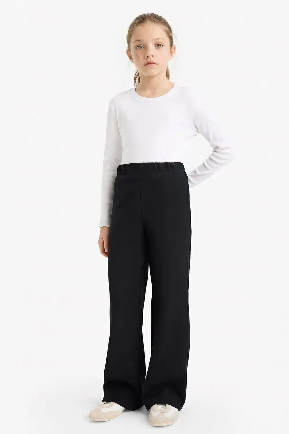 Брюки зауженные школьные G5642A825WNBK81 Defacto, черный — фото 3