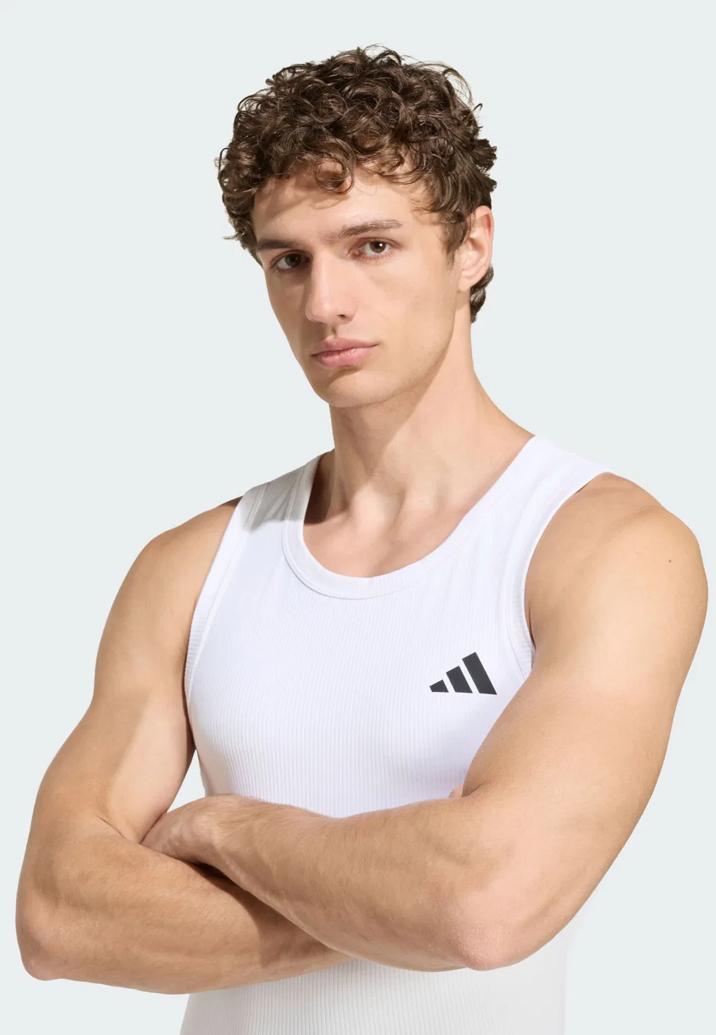 Спортивная футболка Adidas Performance Shirt Power Essentials белого цвета — фото 4