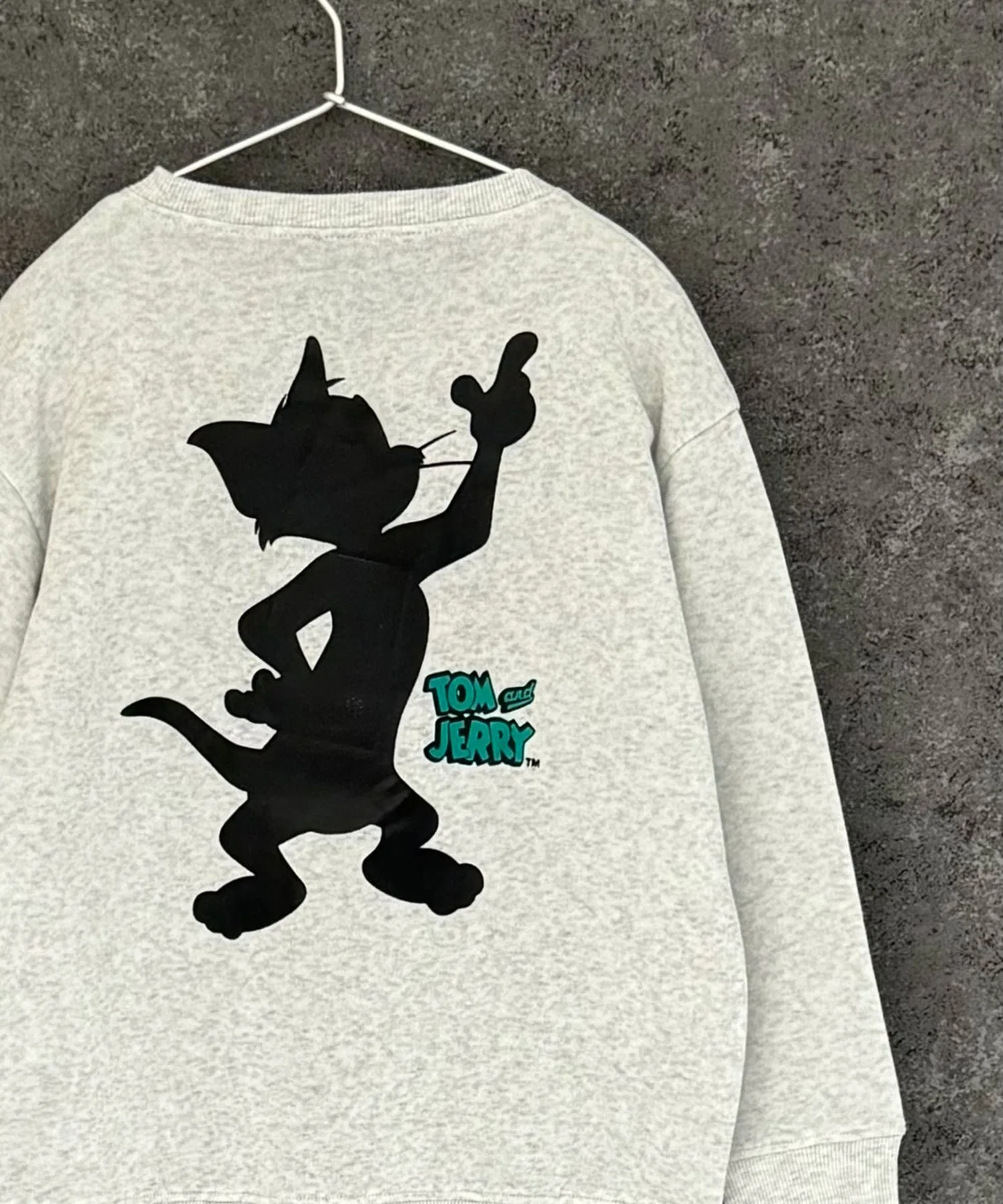 【TOM&JERRY】 Мягкая подкладка из хлопка, не образует катышков, принт на спине, БОЛЬШАЯ толстовка