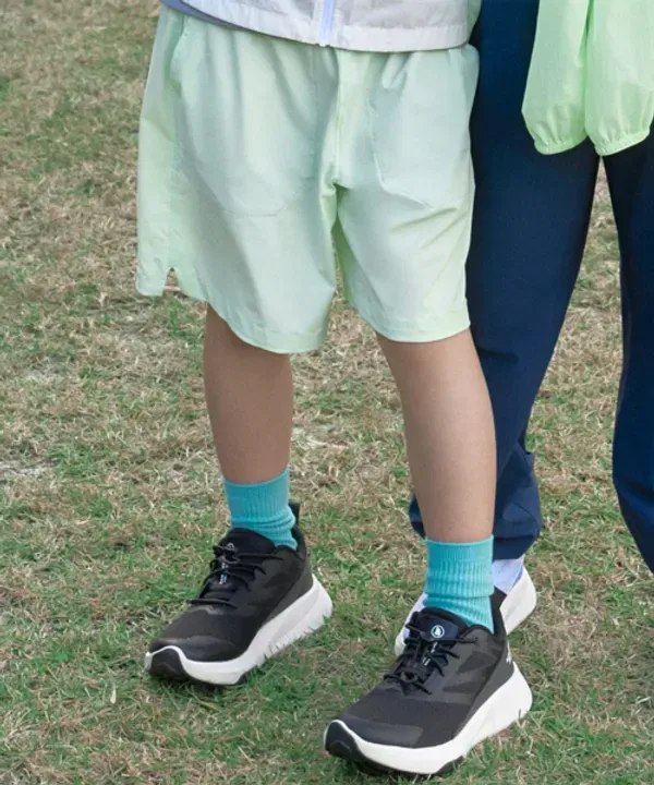 Шорты хлопковые Playboost, The North Face Kids, черный