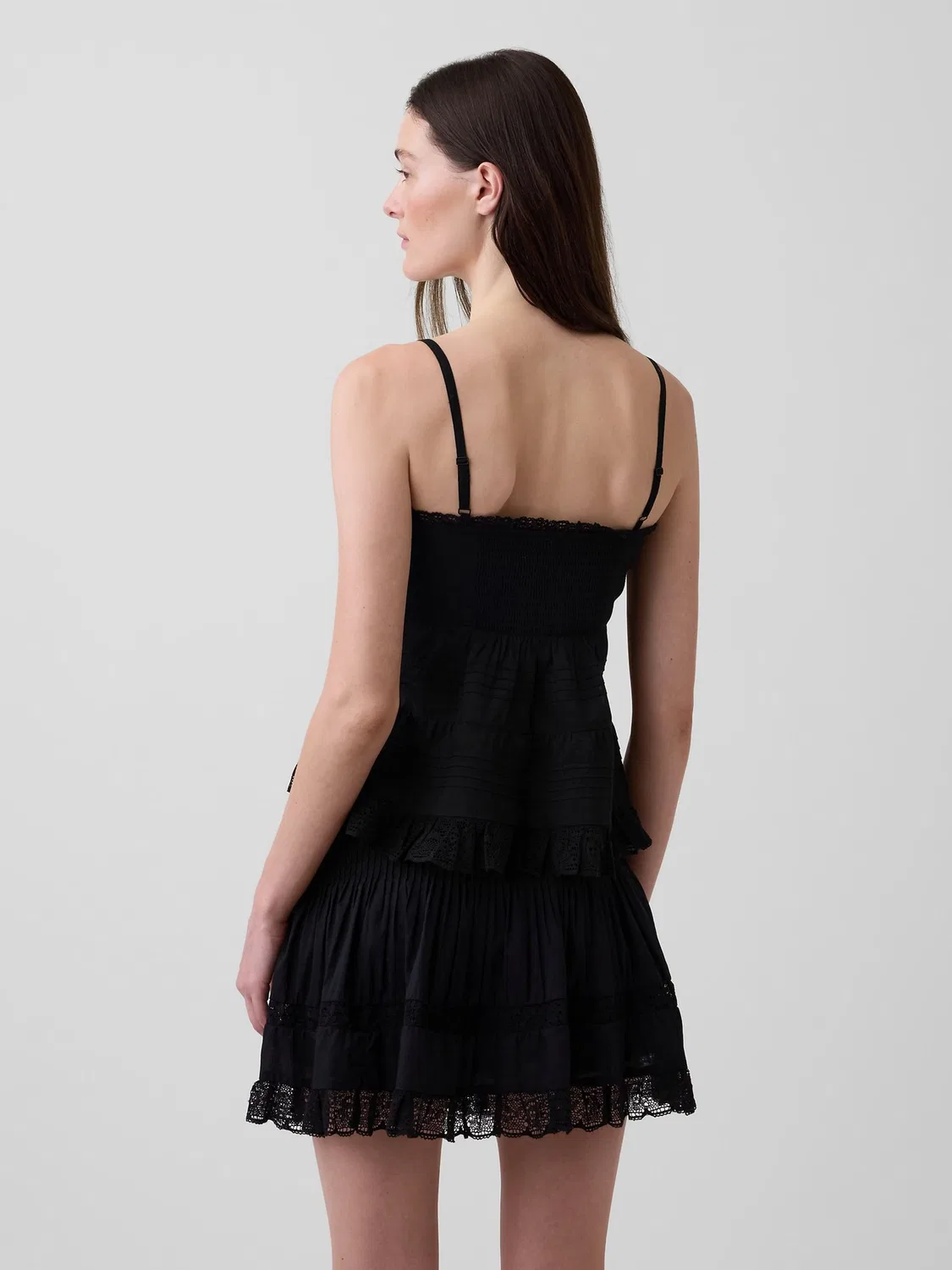 Топ-камисол Gap Black Lace-Trim Cami, черный — фото 2