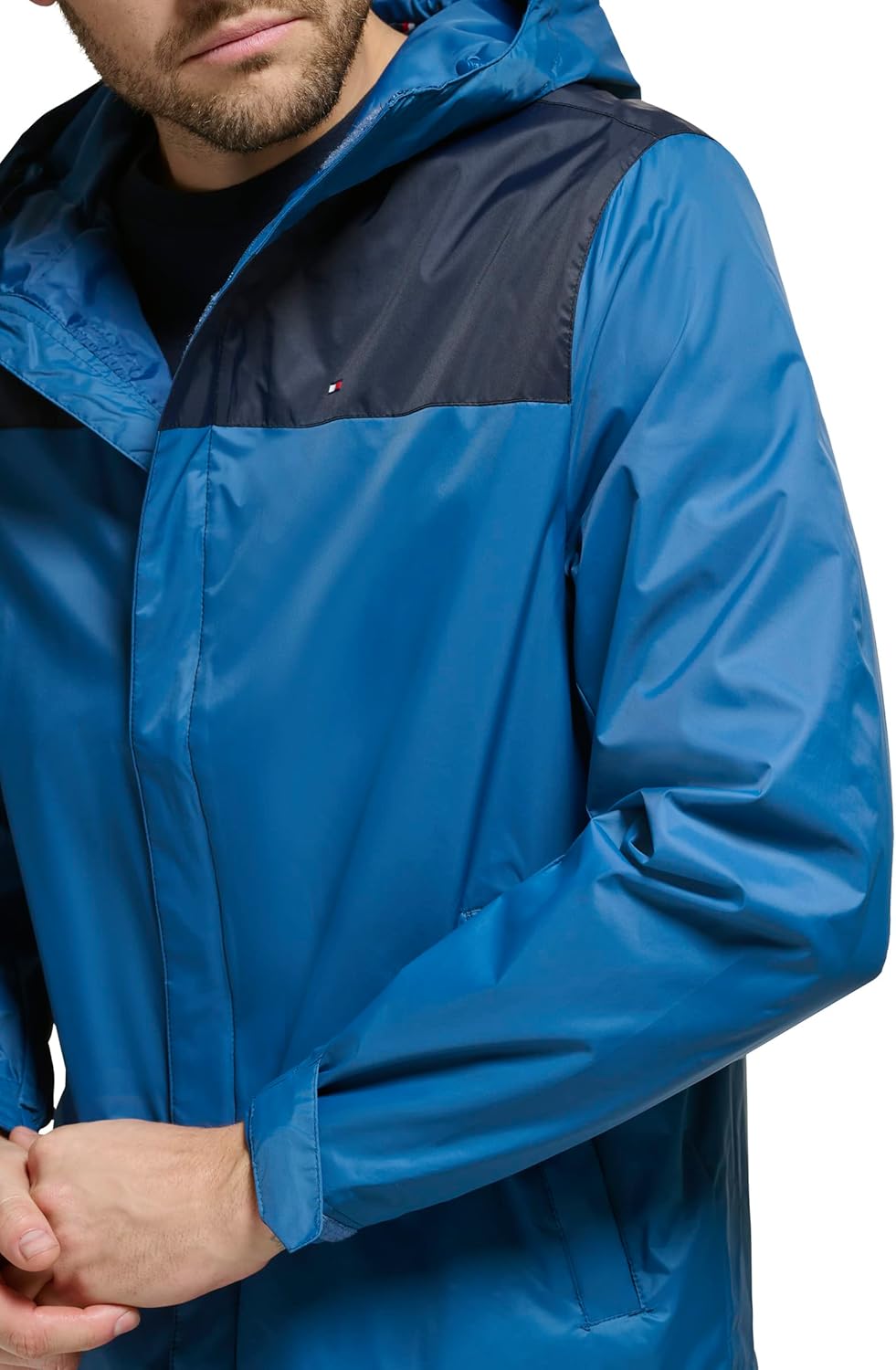 Мужская легкая дышащая водонепроницаемая куртка с капюшоном Tommy Hilfiger, Navy/Blue Coast Colorblock — фото 4