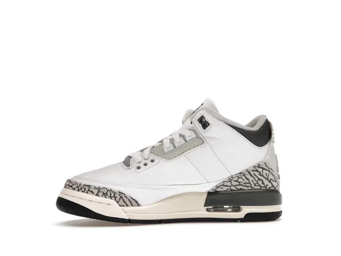 Детские кроссовки с принтом Jordan 3 Retro Hide N' Sneak Jordan, White/Black/Iron/Sail/Cement Grey — фото 3