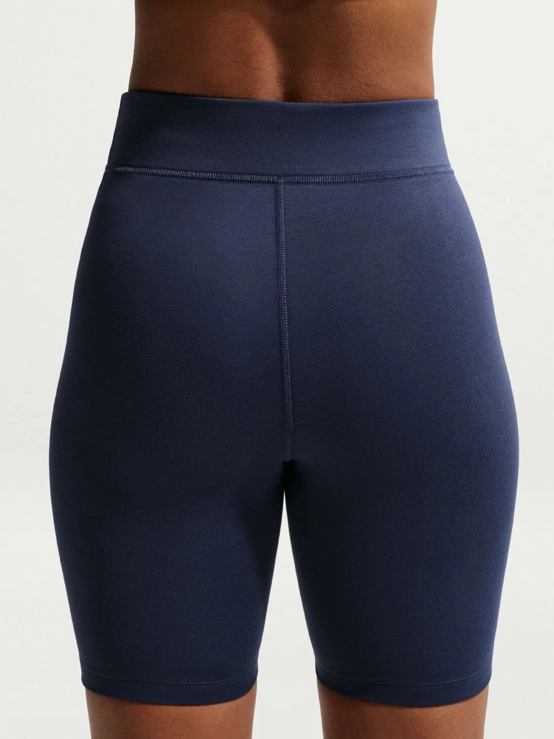 Шорты велосипедные Nike Classic High-Waisted 8", темно-синий — фото 2