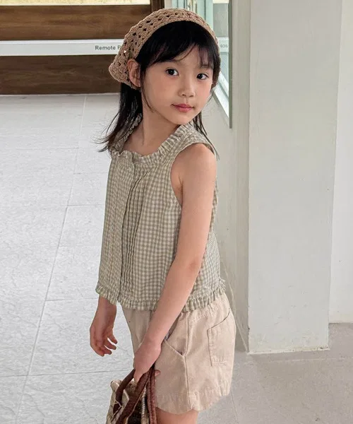 Детская блузка без рукавов с воланами Checkered Frill ONEP STAR, Light Khaki — фото 3