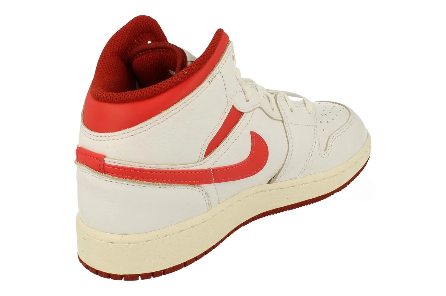 Детские кроссовки для мальчиков с закрытым носком NIKE Air Jordan 1 Mid Se, White — фото 3