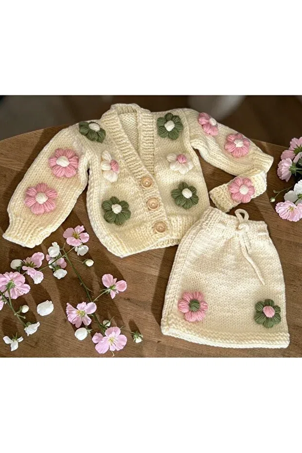 Детский комплект кардигана и юбки с принтом Daisy Barzey Crafts, Ecru