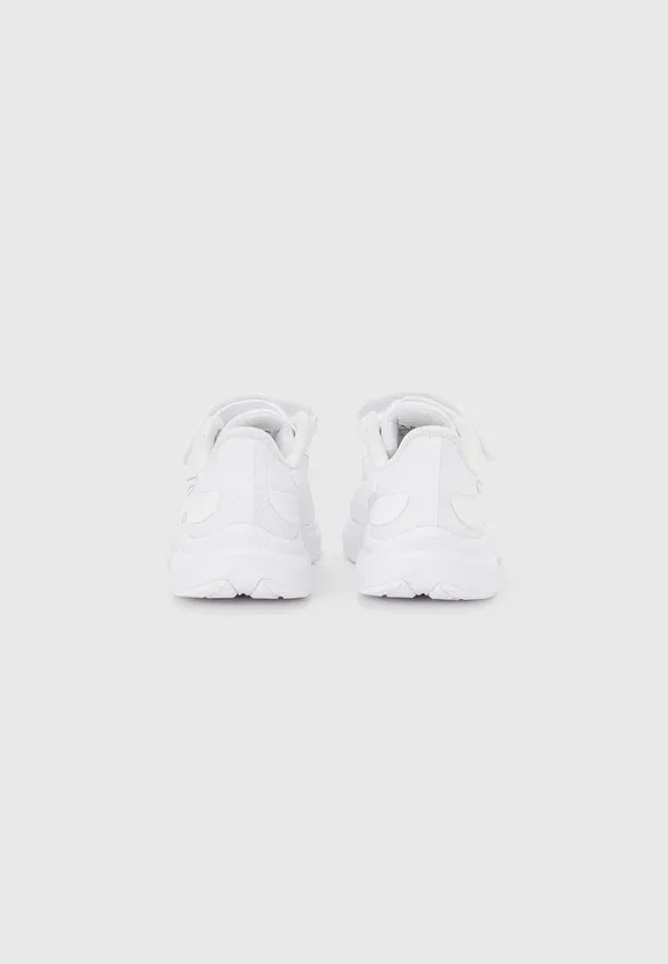 Кроссовки с защитой от холода Skyrocket 2 Puma, white, белый — фото 3