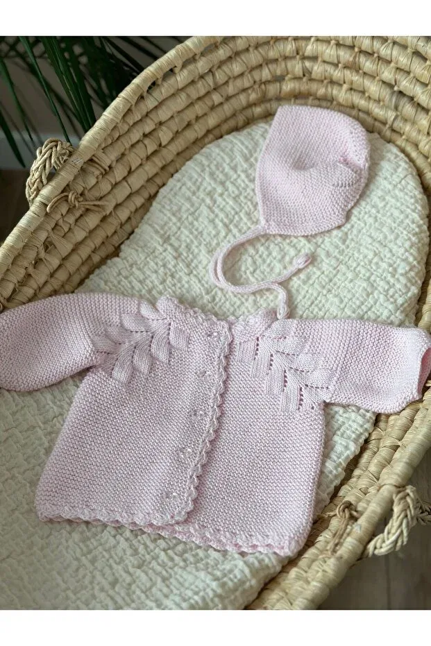 Детский кардиган с ажурным узором и шапочка, комплект Knitwear openwork baby cardigan and hat set - hand knitted Florijee, Pink — фото 2