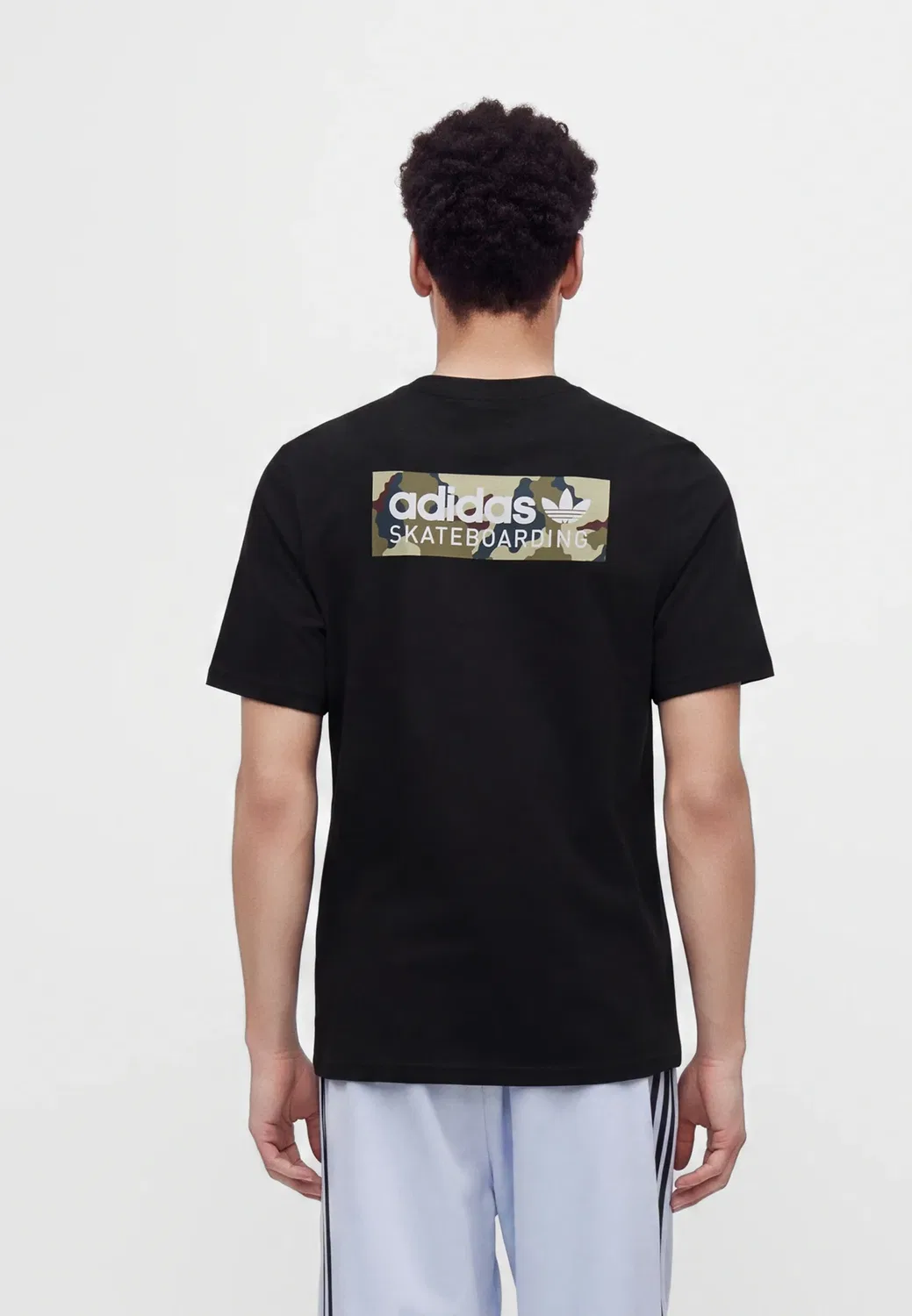 Футболка с камуфляжным логотипом для скейтбординга - футболка с принтом Adidas Originals, Black