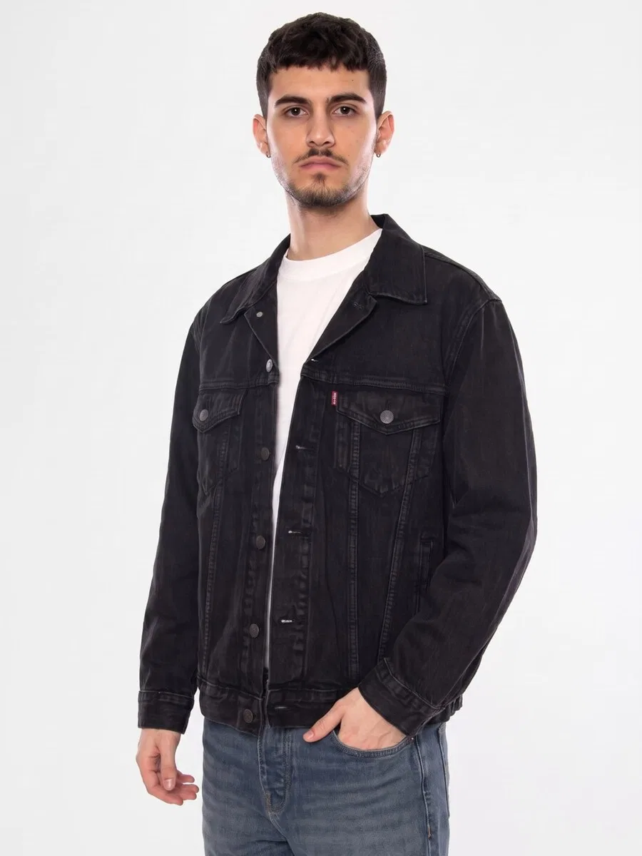 Куртка LEVI'S Between-Season Jacket 'RELAXED TYPE III TRUCKER JACKET BLACK' черного цвета