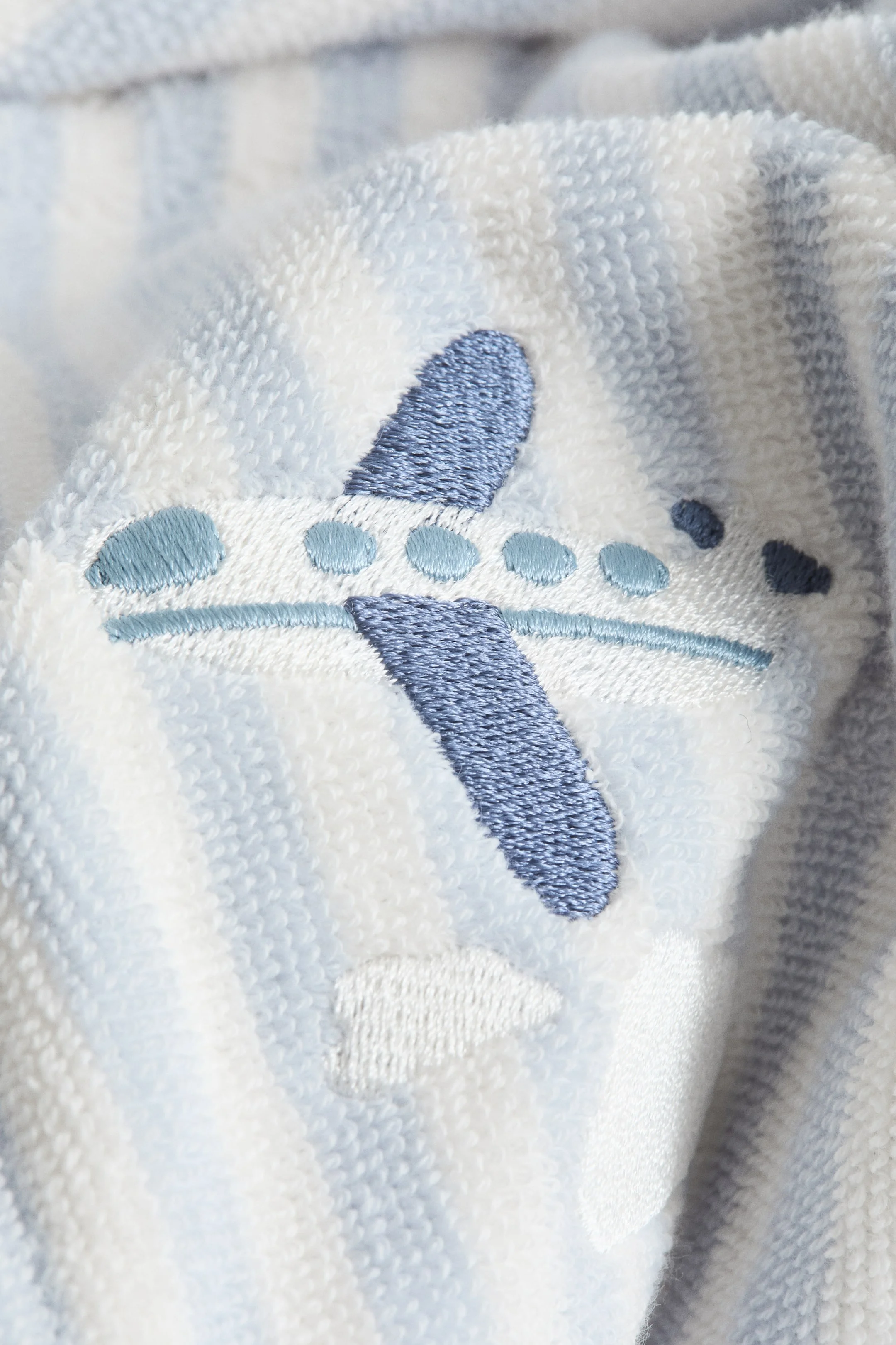 Халат H&M Bathrobe With Embroidered Detail, голубой — фото 2