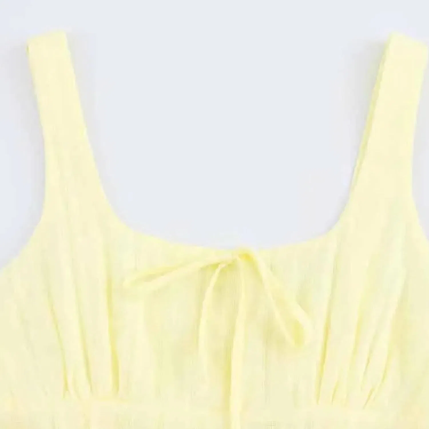 Женское платье на бретелях с завязками на груди, Yellow — фото 4