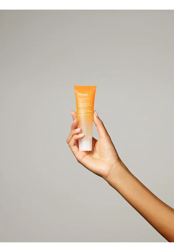 Солнцезащитный гель с витамином C Multi-vitamin clear coat broad spectrum spf 50 Murad, 50 мл — фото 3