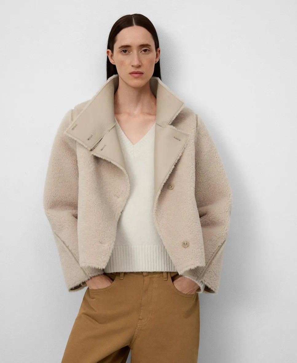 

Женское двустороннее пальто из овчины Adolfo Dominguez, кремовый