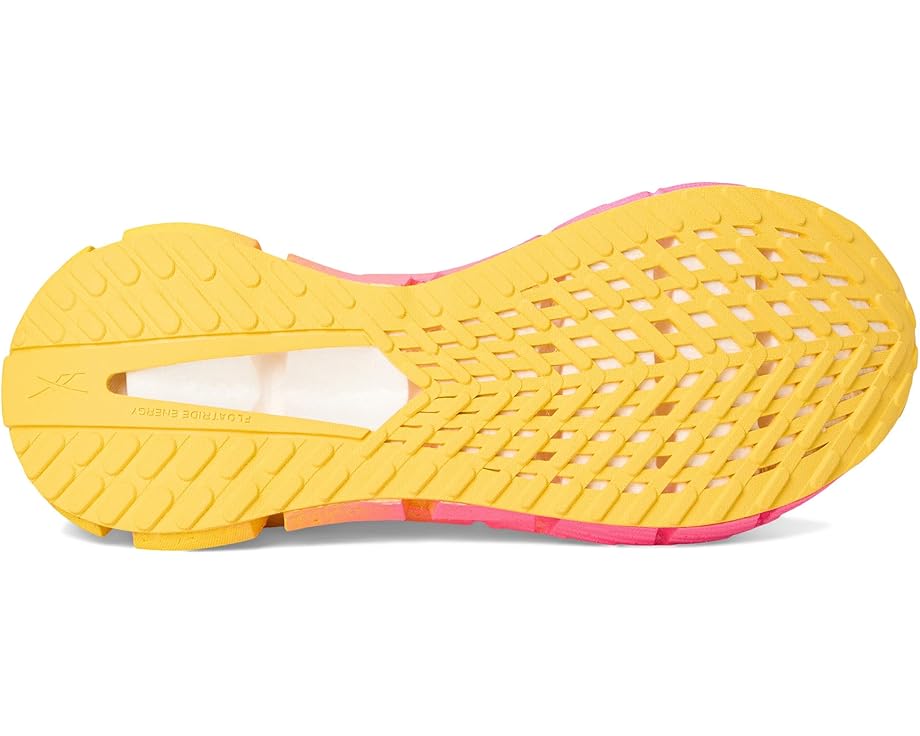 Кроссовки Reebok Floatzig 1, цвет Chalk/Sand/Atomic Pink — фото 3