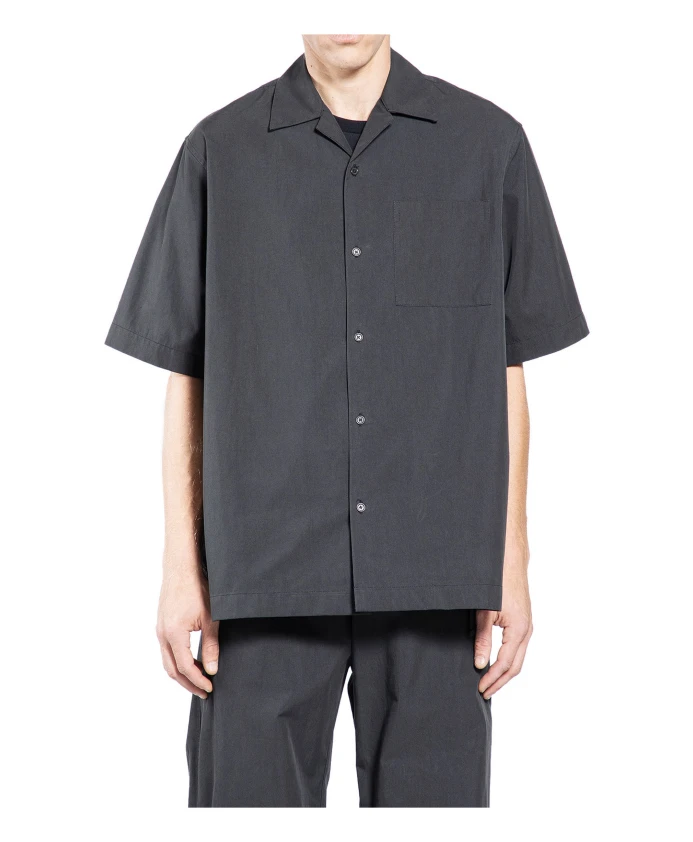 

Черная футболка с короткими рукавами и логотипом. Oamc, черный