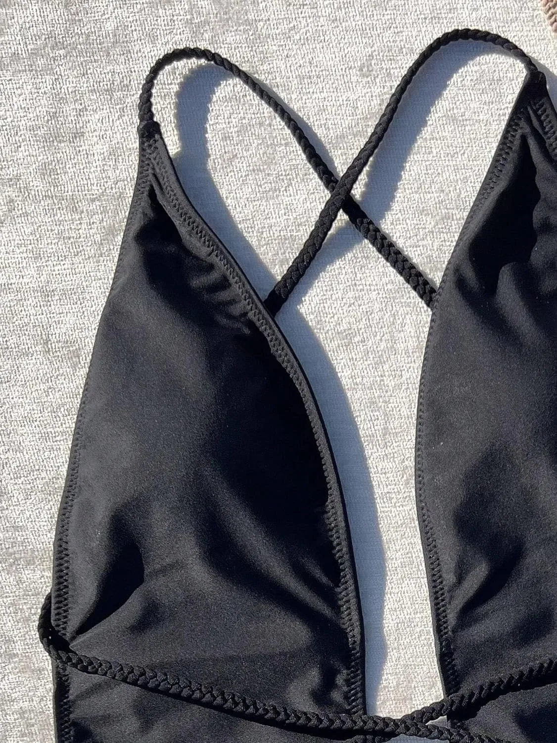 Женский купальник-монокини с перекрестными бретелями Halter, Black — фото 4
