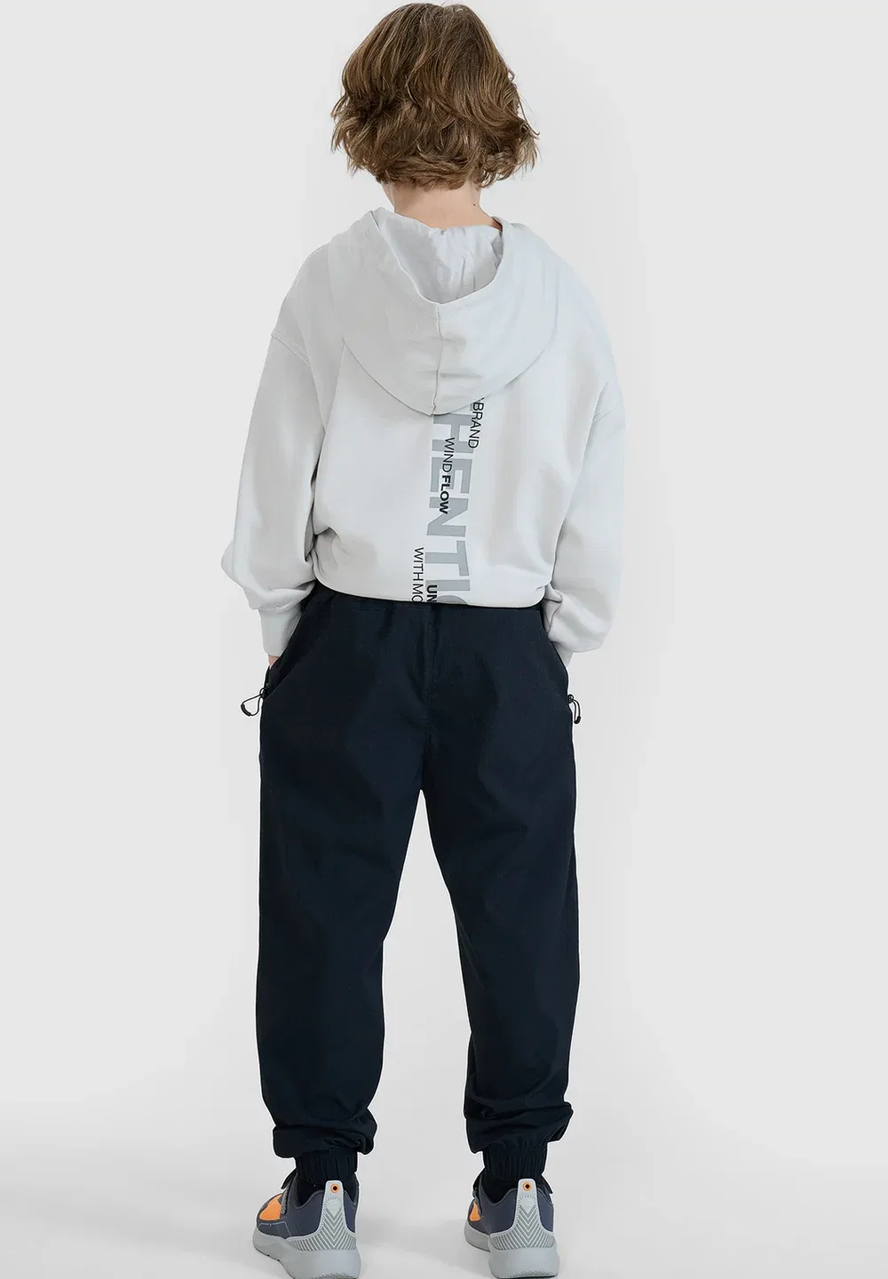 Spodnie casual joggery chłopięce - czarne 122 (6-7 лат) - спортивные штаны 4F, Deep Black — фото 3
