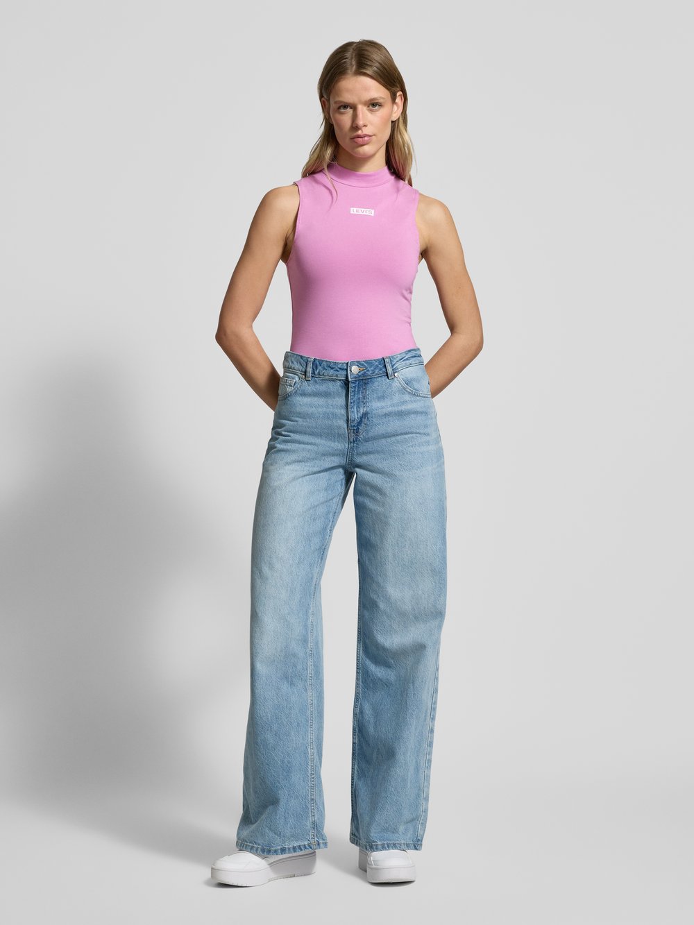 

Майка с водолазкой Levi's, фиолетовый