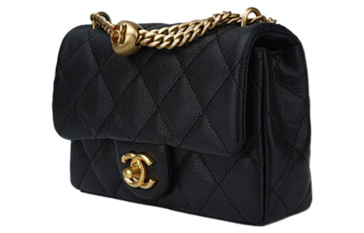 CHANEL Сумка через плечо на цепочке из тисненой кожи с принтом зерно — фото 2