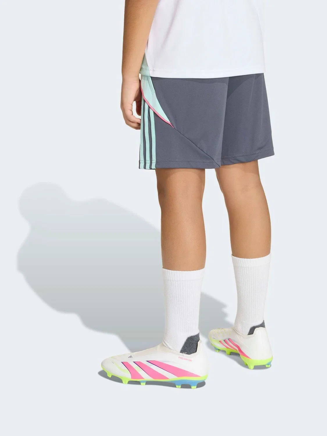 Шорты футбольные Messi Training adidas, серый — фото 2
