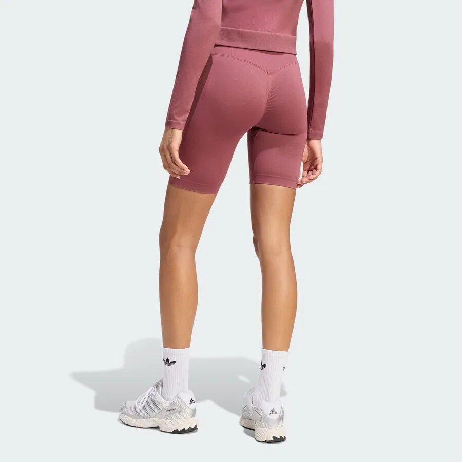 Узкие леггинсы ADIDAS ORIGINALS 'Essentials' красного цвета — фото 3
