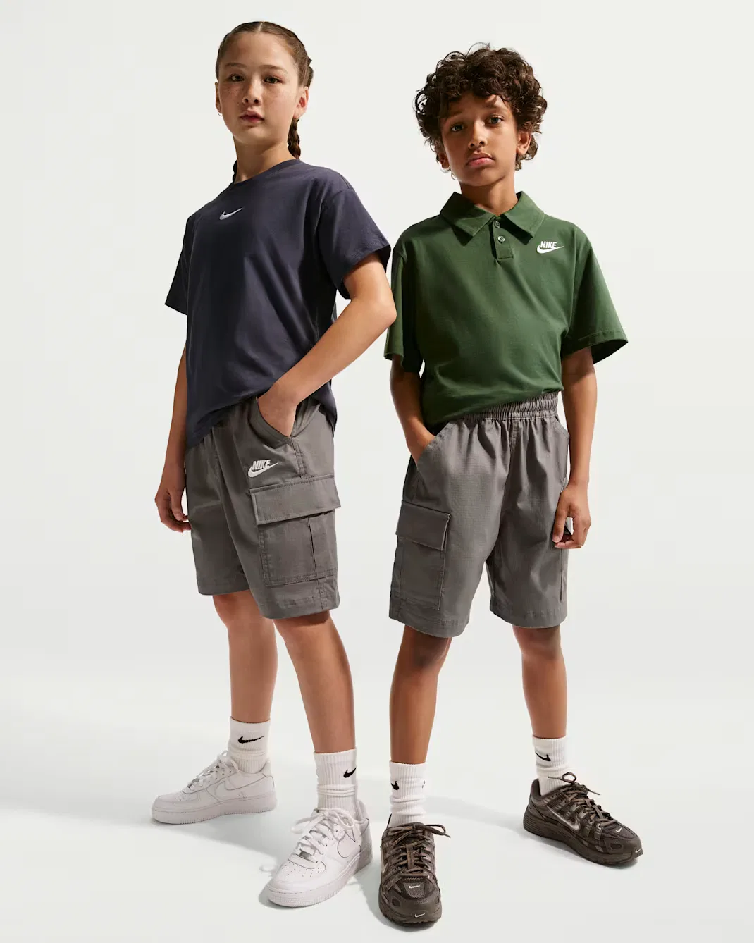 Тканые шорты-карго для детей постарше Nike Sportswear Club, Cave Stone/White