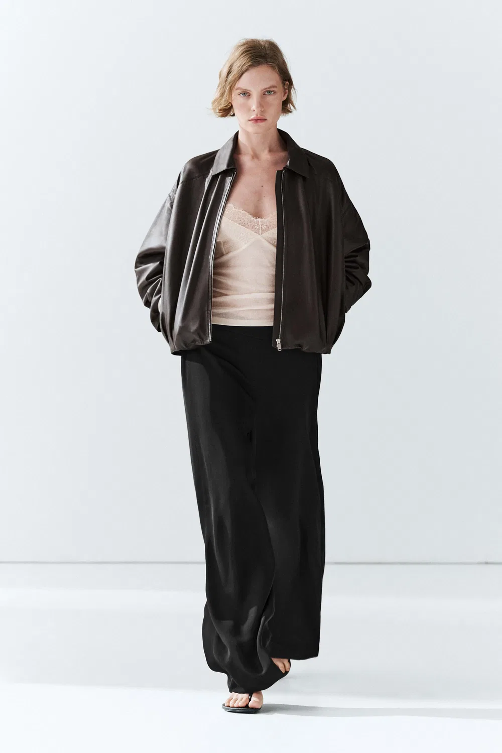 Брюки Massimo Dutti, прямые струящиеся брюки, черный