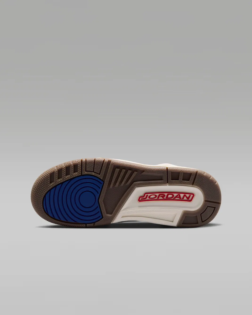 Кроссовки для детей постарше Jordan Spizike Low FC, Phantom/Sail/Old Royal/University Red — фото 2