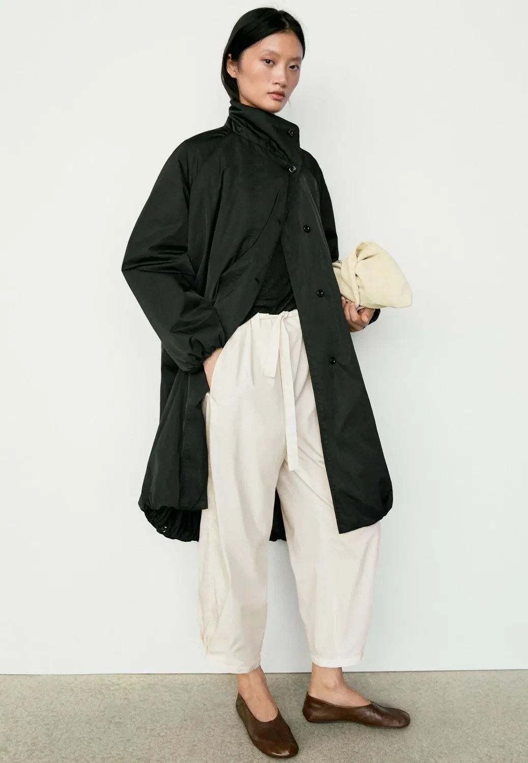 Пуховая куртка с высоким воротником - зимнее пальто Massimo Dutti, Black — фото 2