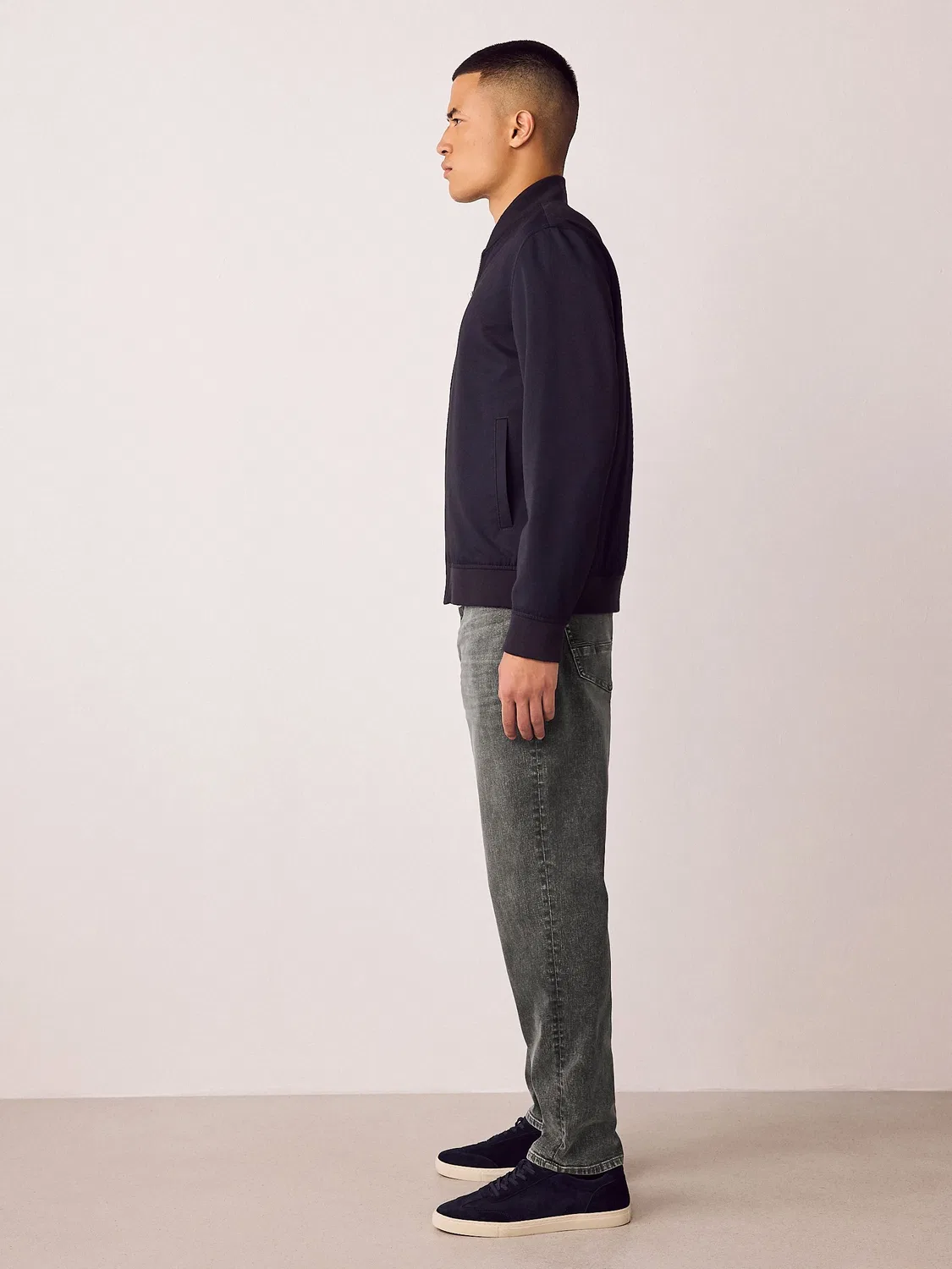 Джинсы Regular Tapered Fit Authentic Stretch Denim Next, серый — фото 3