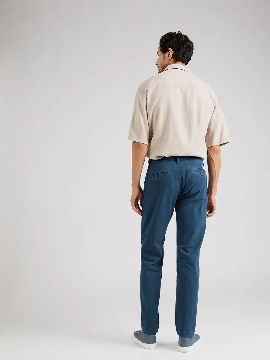 Брюки-чиносы LEVI'S зауженного кроя 'XX Chino Standard Taper' цвета горечавки — фото 4