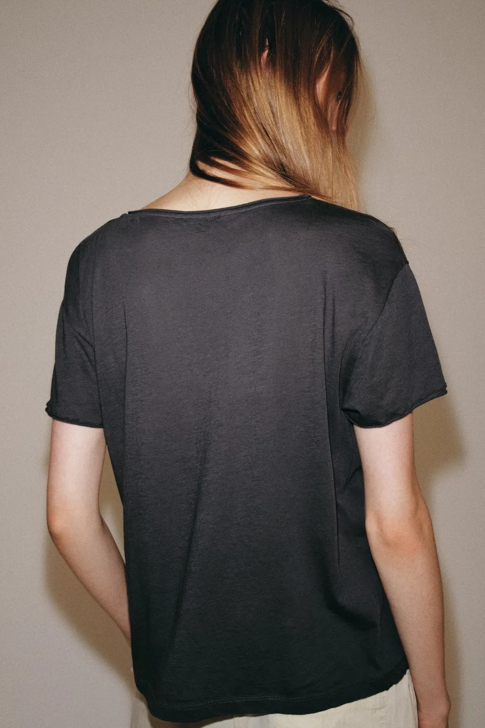 Хлопковая футболка с карманом ZARA, Anthracite grey — фото 2