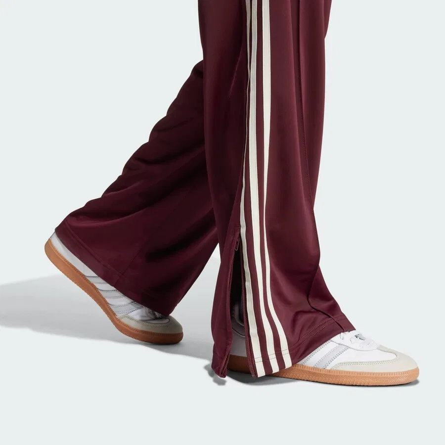 Брюки ADIDAS ORIGINALS с широкими штанинами 'Adicolor Classic Firebird' винно-красного цвета — фото 4