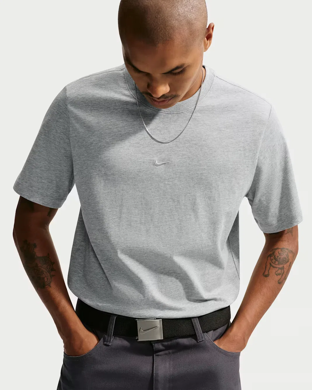 Стандартная мужская футболка Nike Sportswear, Dark Grey Heather/Base Grey