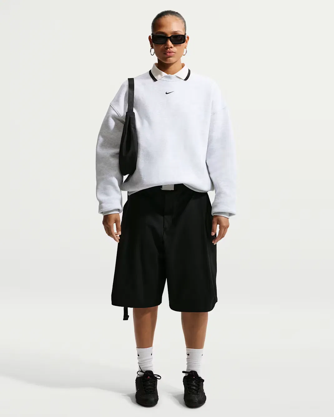 Женская толстовка оверсайз с круглым вырезом Nike Studio Fleece Medium Weight, Birch Heather/Black — фото 4
