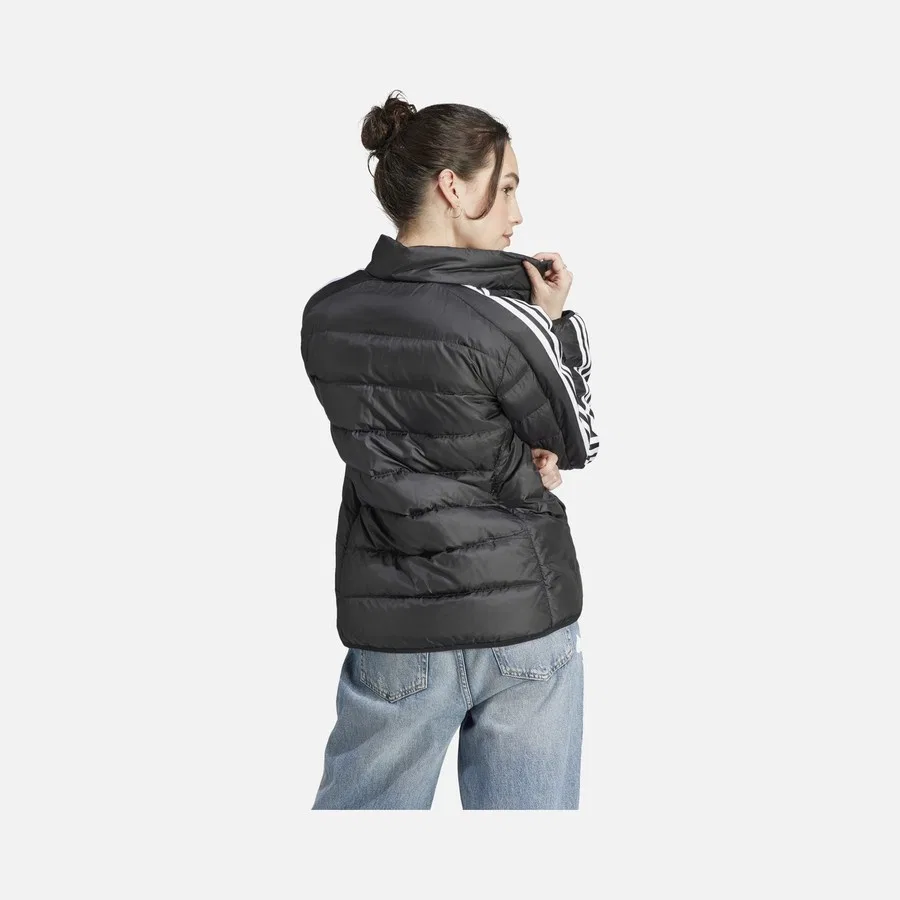 Женская спортивная куртка с капюшоном, с принтом, Essentials 3-Stripes Light Down Full-Zip Hoodie, adidas, Черный — фото 4