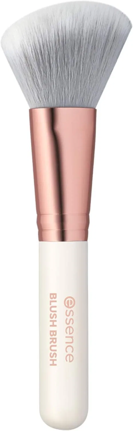 Кисть для румян Essence Essence