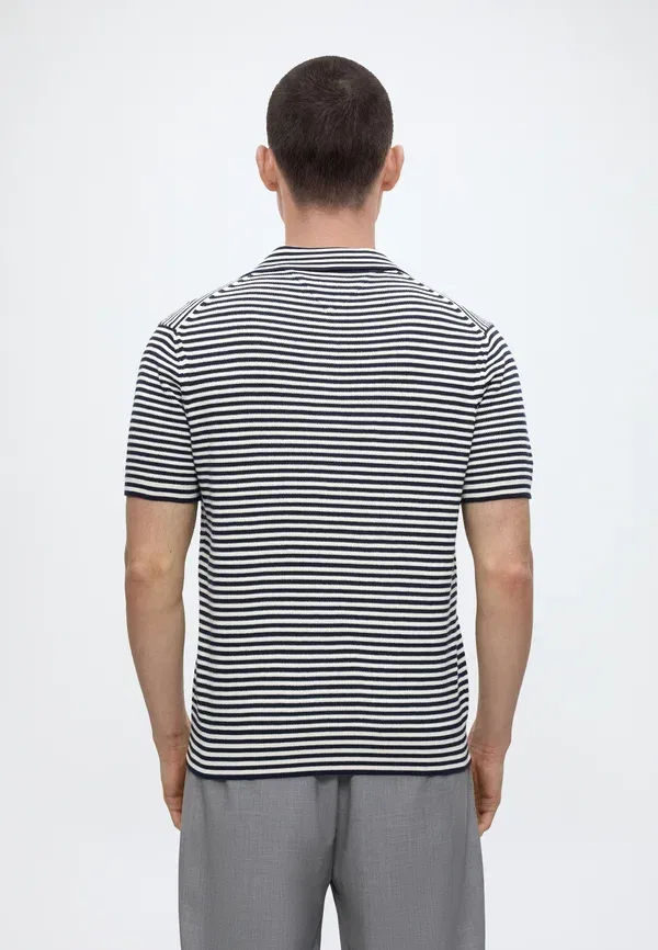 Футболка с V-образным вырезом Seasonal Structure Jonny Elevated Essentials Tommy Hilfiger Carbon Navy, Ivory Petal, синий — фото 3
