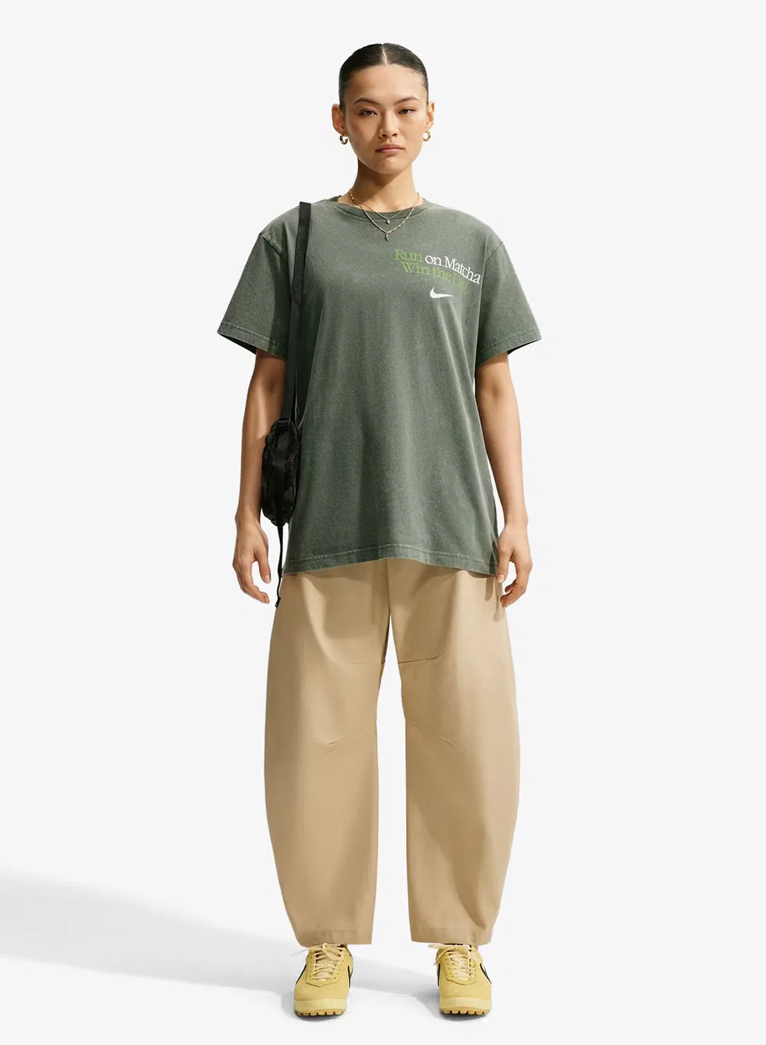 Футболка оверсайз Classic boyfriend Nike, зеленый
