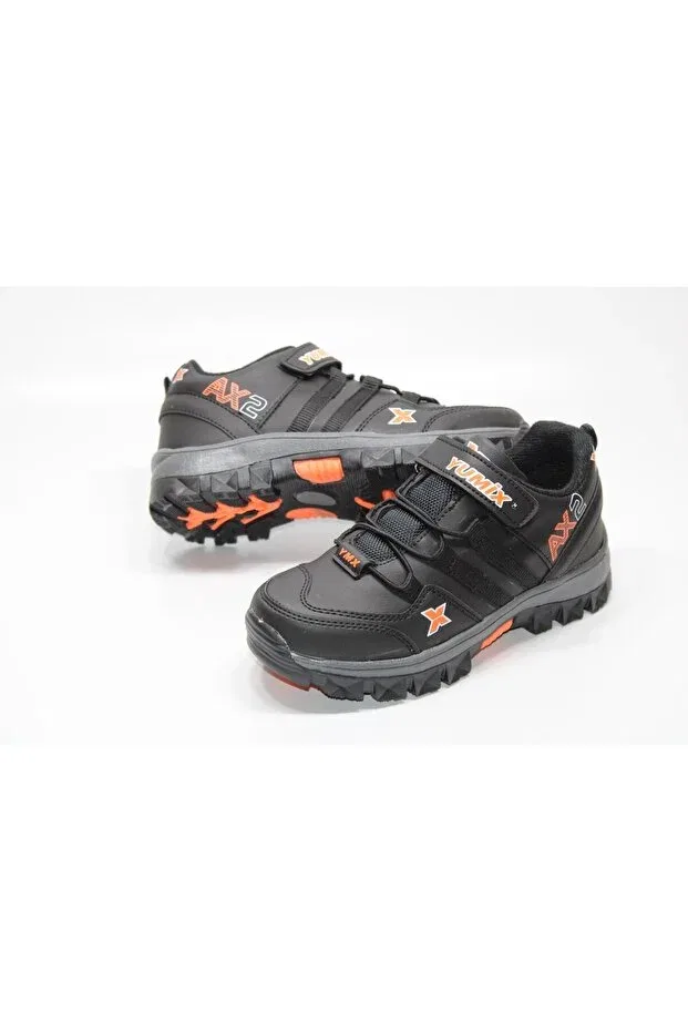 Детские треккинговые ботинки для мальчиков водонепроницаемые Yumix, Black Orange — фото 3