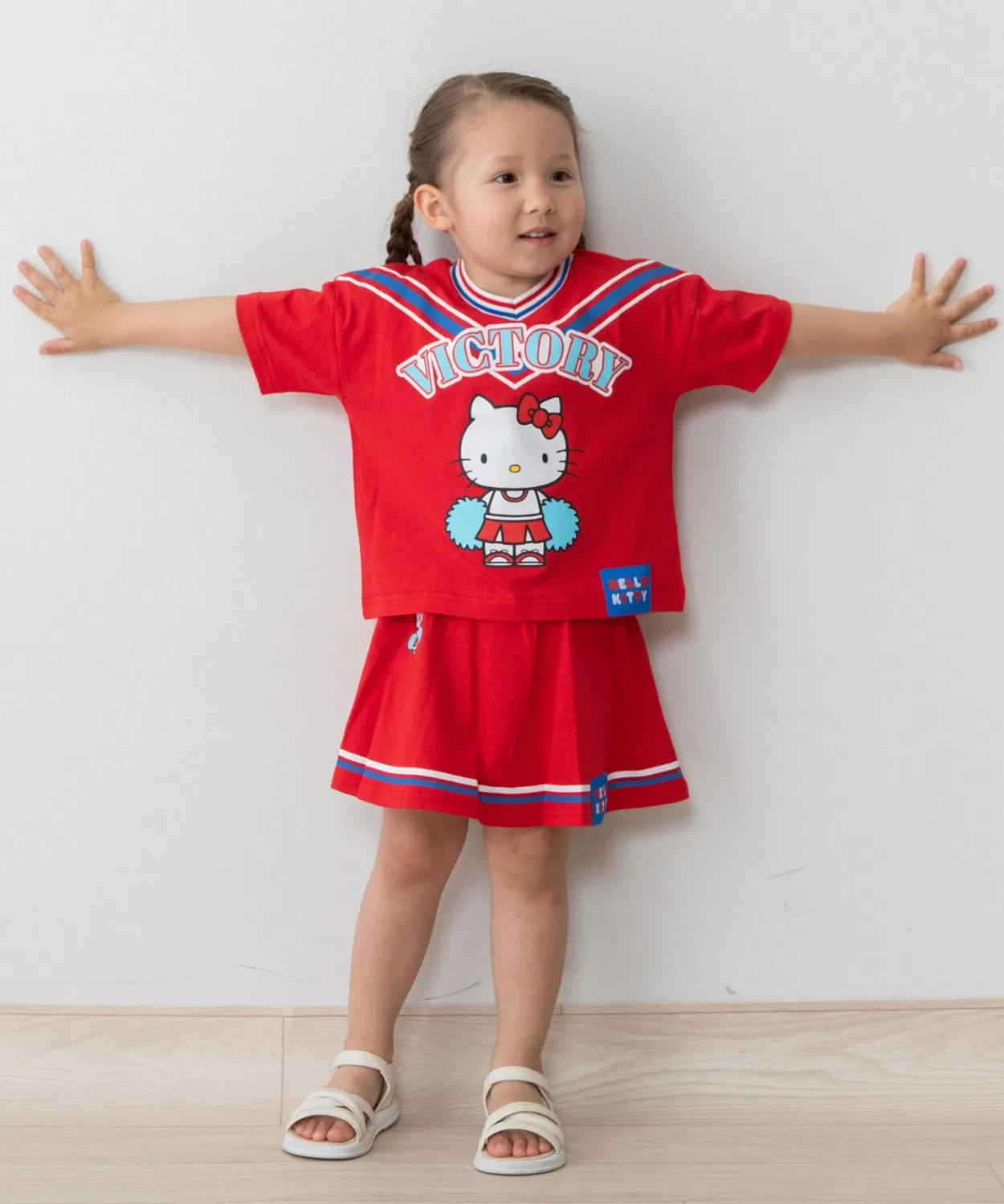 Детская футболка с принтом Hello Kitty Cheer Red Sanrio — фото 2