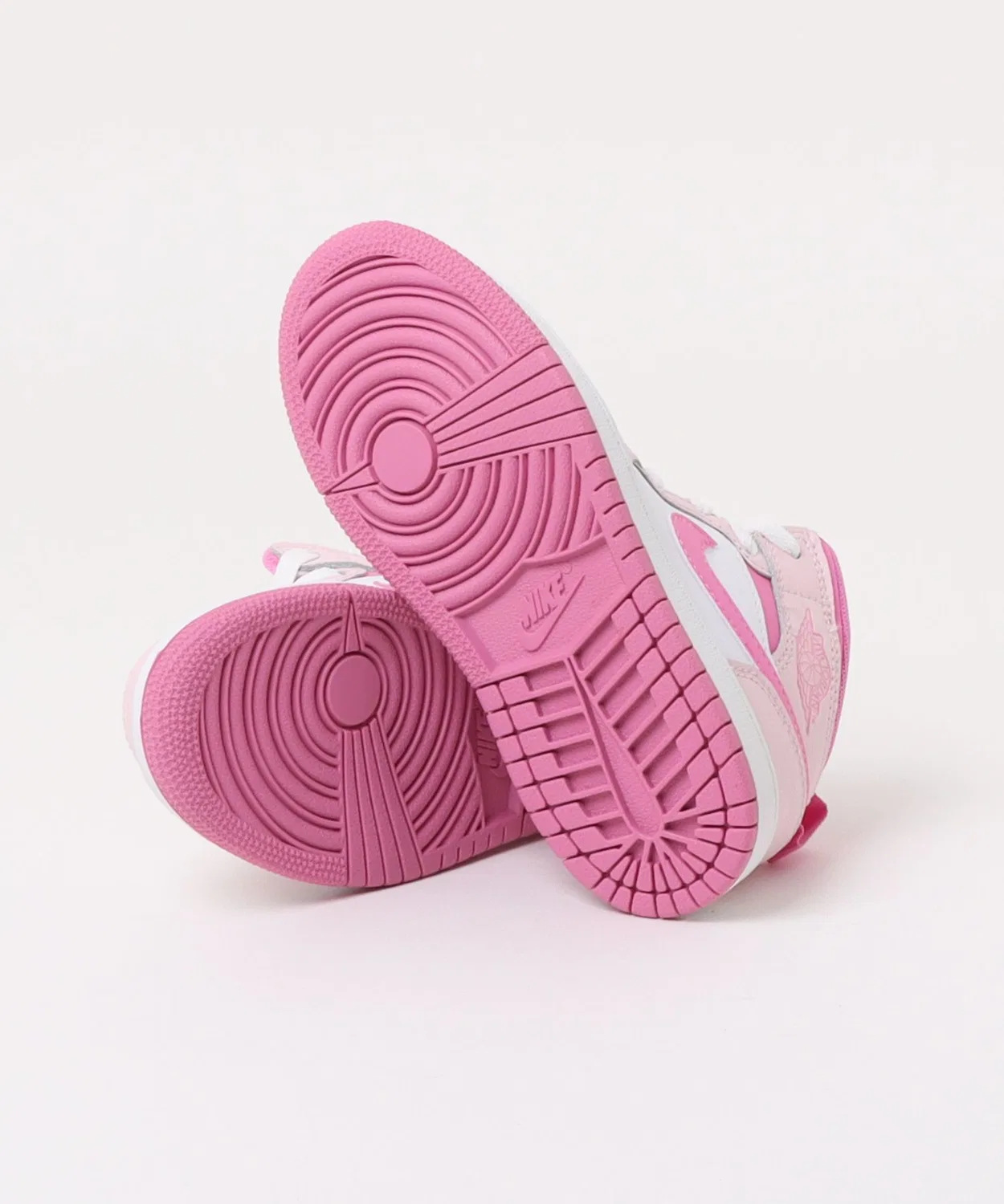 Детские кроссовки с высоким берцем модель Jordan 1 MID PS JORDAN BRAND, Pink — фото 3